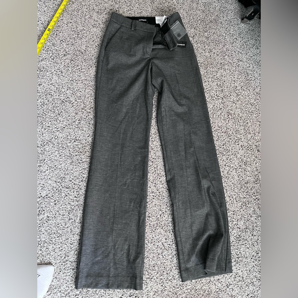 Express NWT dark heather grey High Rise Trousers size 4L